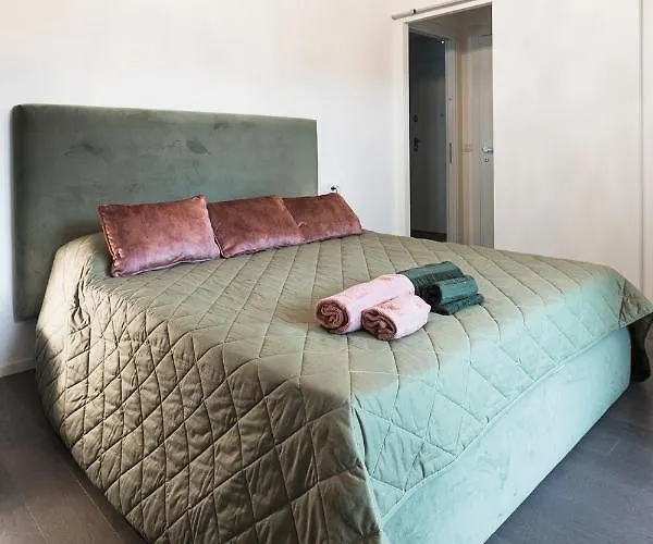 Appartement Easytopstay - Stylish Flat With Garden *
